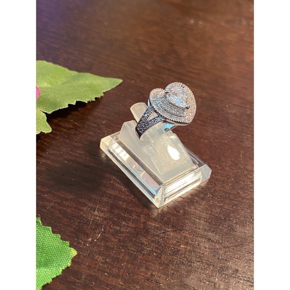 Sliver CZ Layered Heart Engagement Ring - Picture 6 of 6